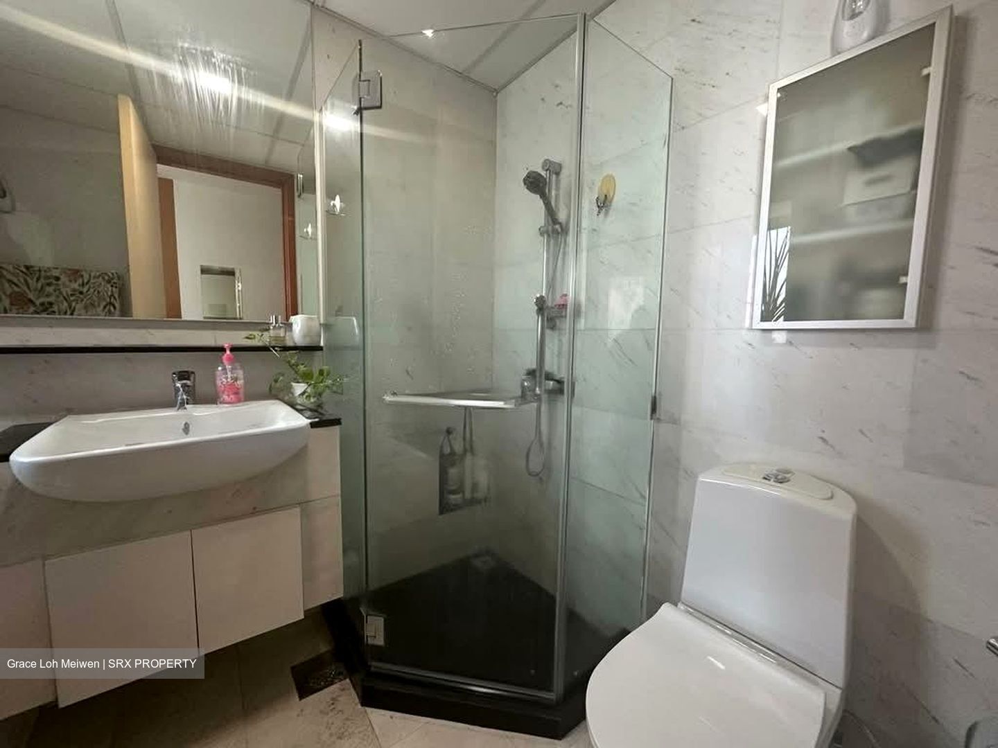 Cote D'Azur (D15), Condominium #581756691